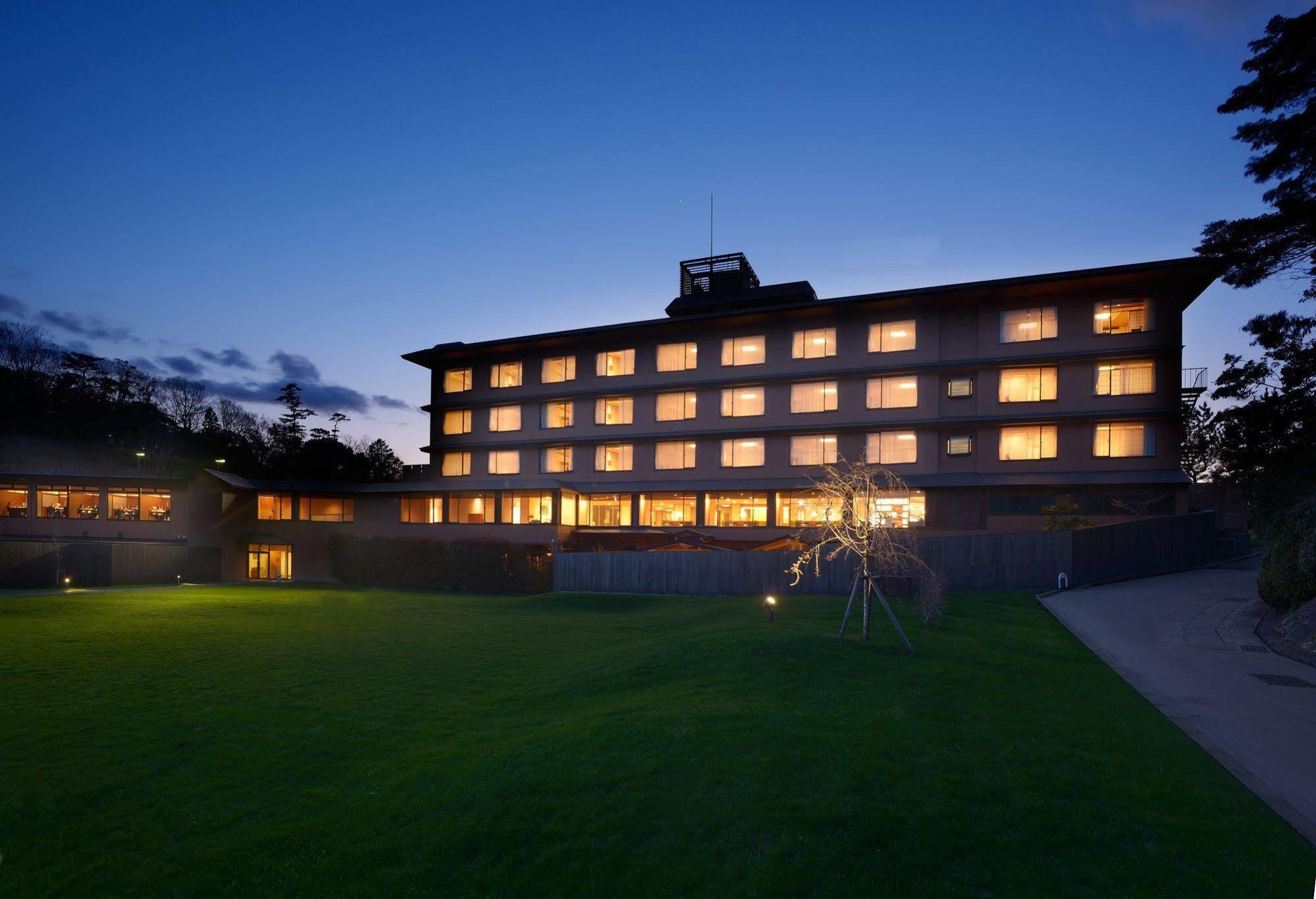 Toba International Hotel Shiojitei Exteriör bild